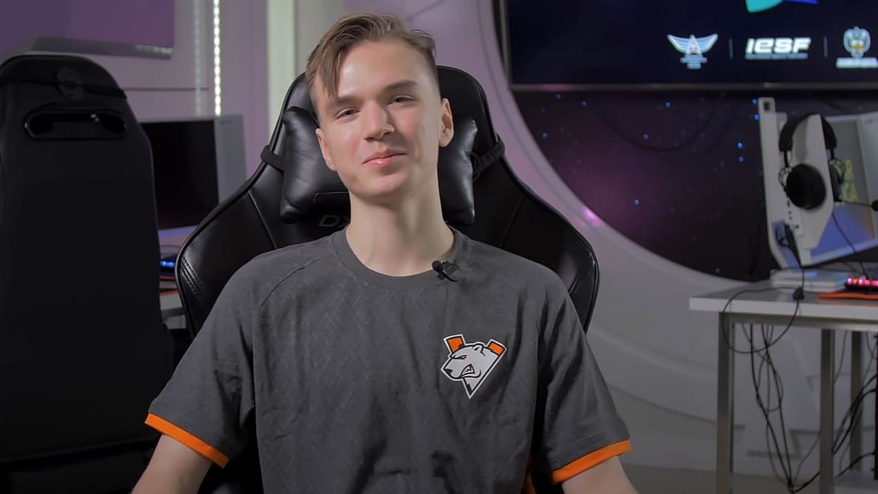 18-year-old pro draws a "Z" in DOTA 2: Valve disqualifies his team - he is fired
