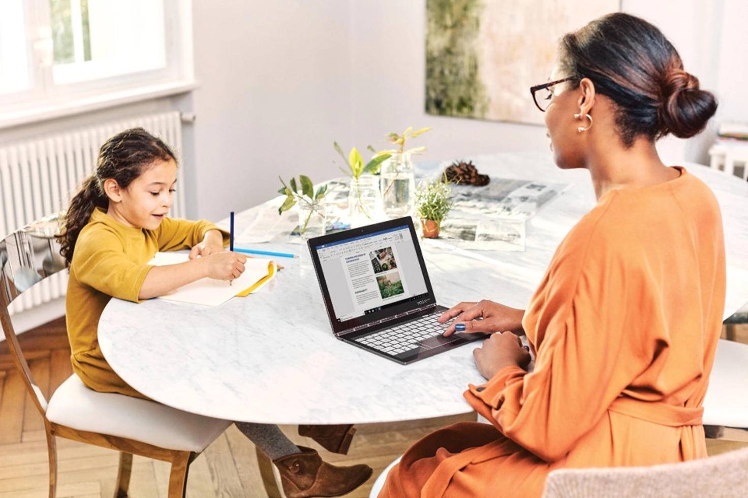 microsoft-365-word-laptop-desk-family