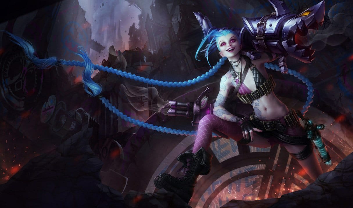 On-point cosplay of Jinx from Arcane and LoL has your sights set on you