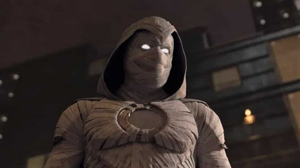 This Moon Knight cosplay summons Khonshu with you