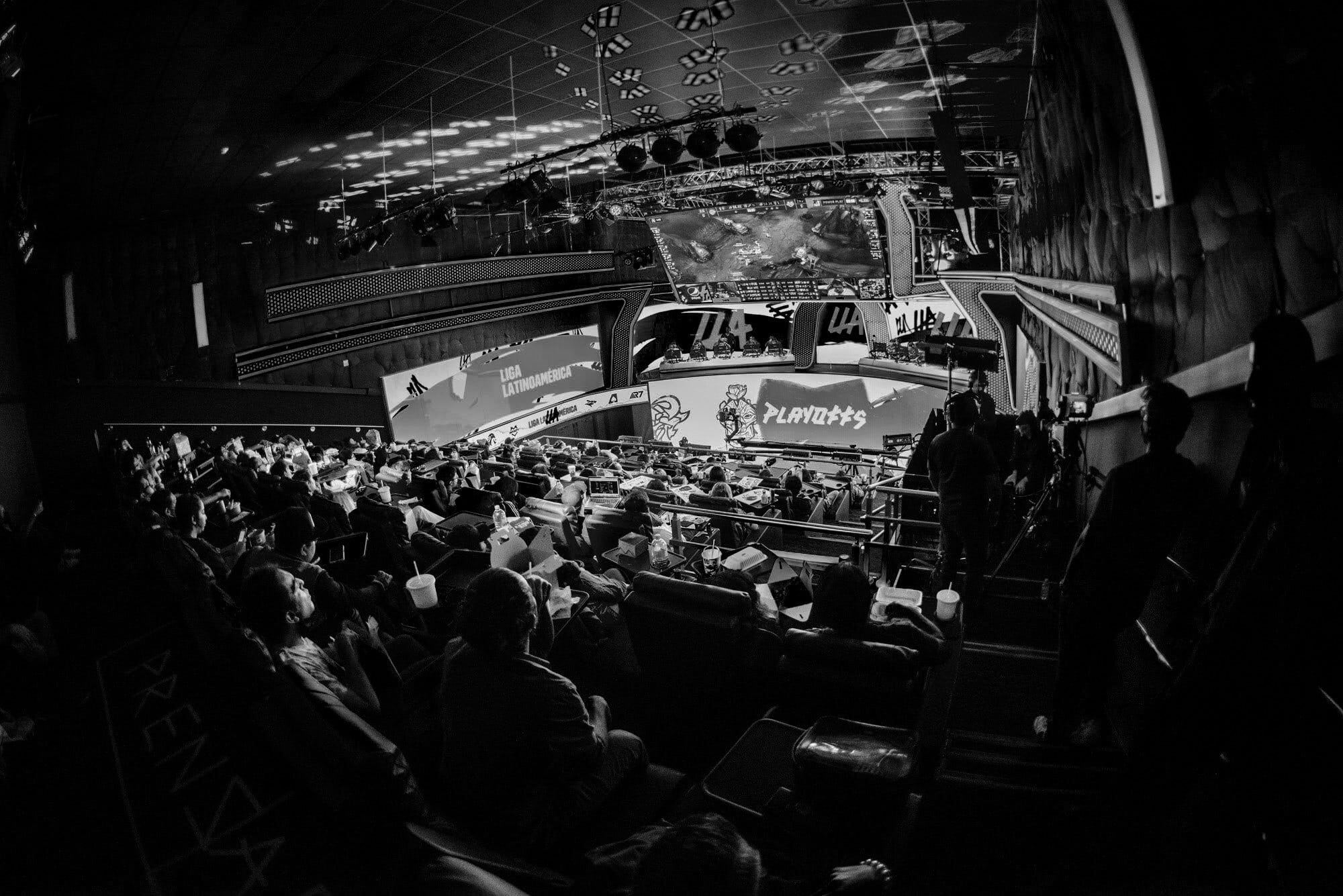 Latin American LoL tournament flooded by massive roof leak Dexerto