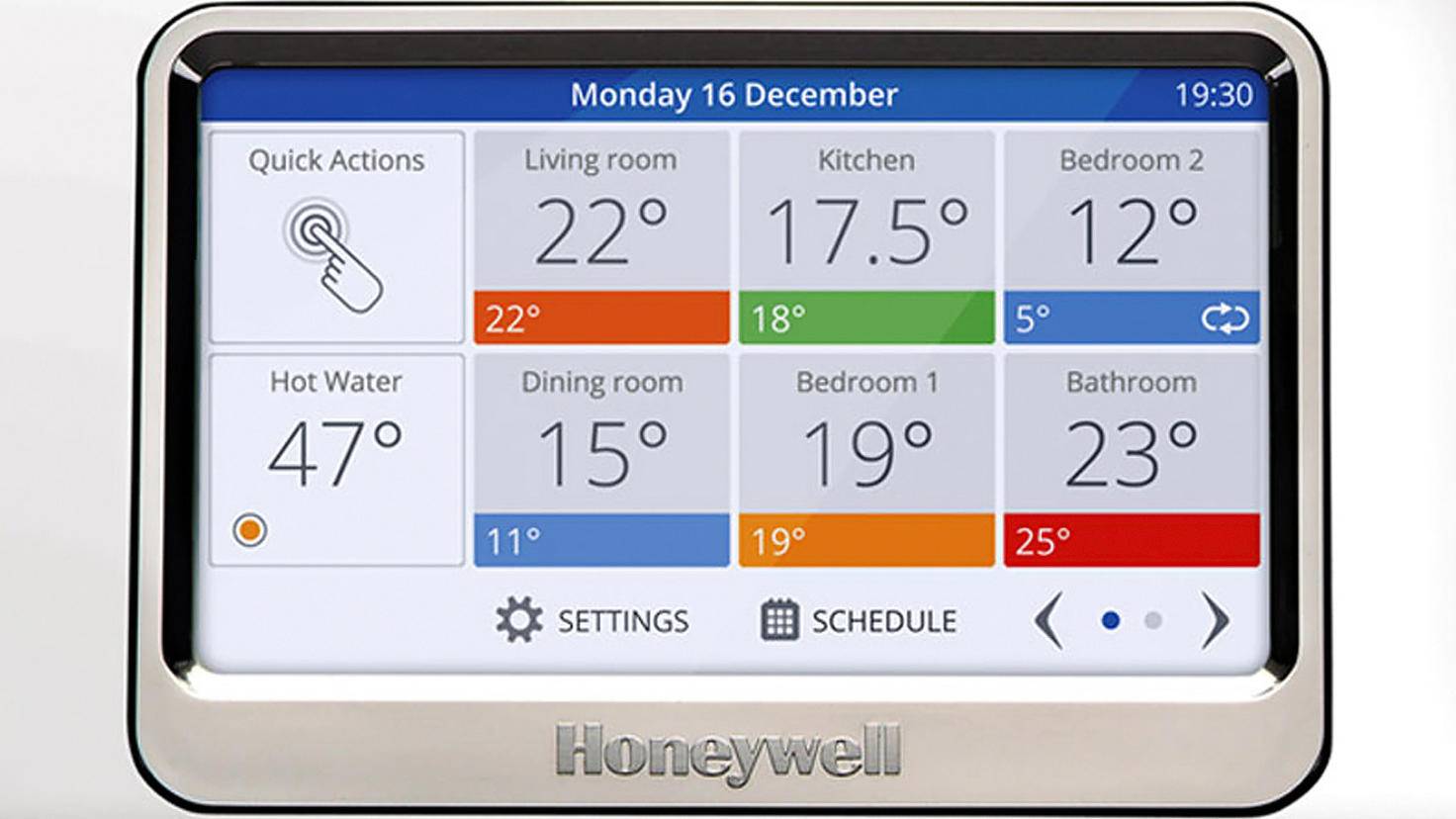 Honeywell Evohome is not only controlled via app, but also with a special operating screen.