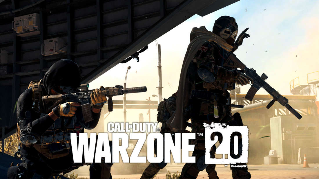 Three soldiers get out of a helicopter in Warzone 2