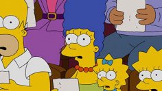A cosplay brings Marge Simpson from Springfield into the real world.