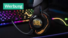 JBL Quantum 910 Wireless: Premium gaming headset with great surround sound